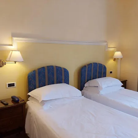 Phi Canalgrande 4* Μόντενα