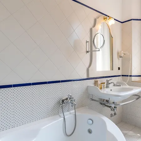 Phi Canalgrande Hotel Modena