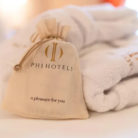 Phi Canalgrande Otel 4*