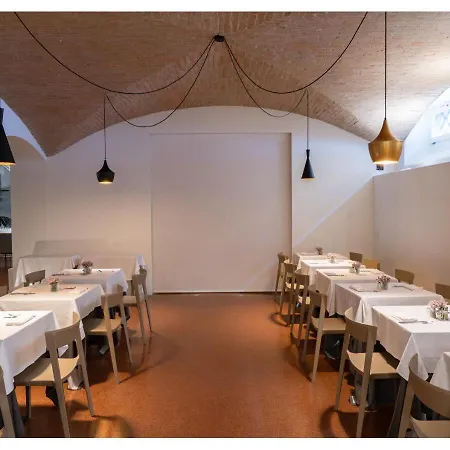 Phi Canalgrande 4* Modena