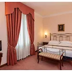 Otel Phi Canalgrande 4*
