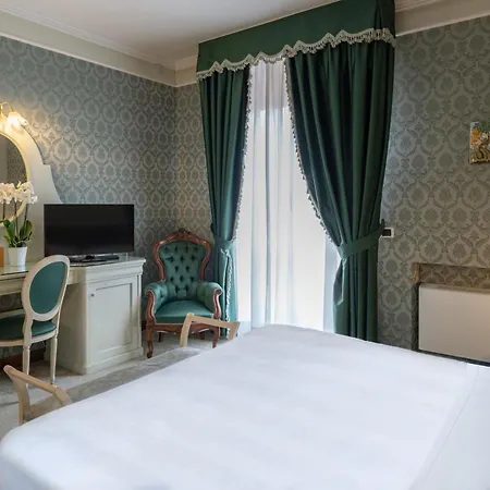 Phi Canalgrande Otel Modena