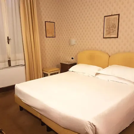 Phi Canalgrande Hotel 4*