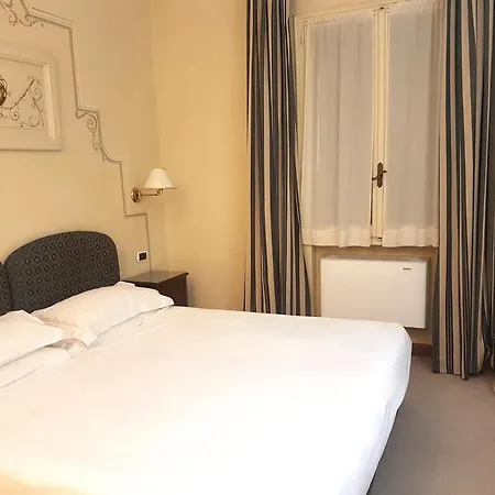 Phi Canalgrande Hotel
