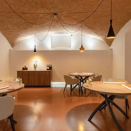 Phi Canalgrande Hotel 4*