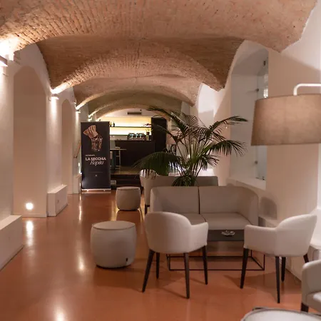 Phi Canalgrande Hotel