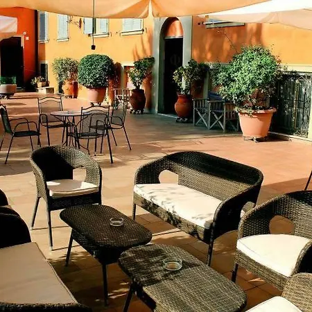 Phi Canalgrande Hotel