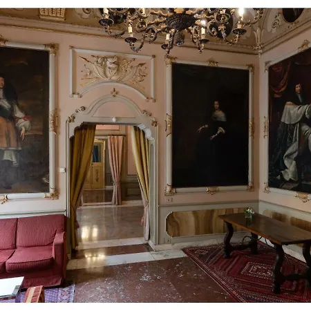 Szálloda Phi Canalgrande Modena