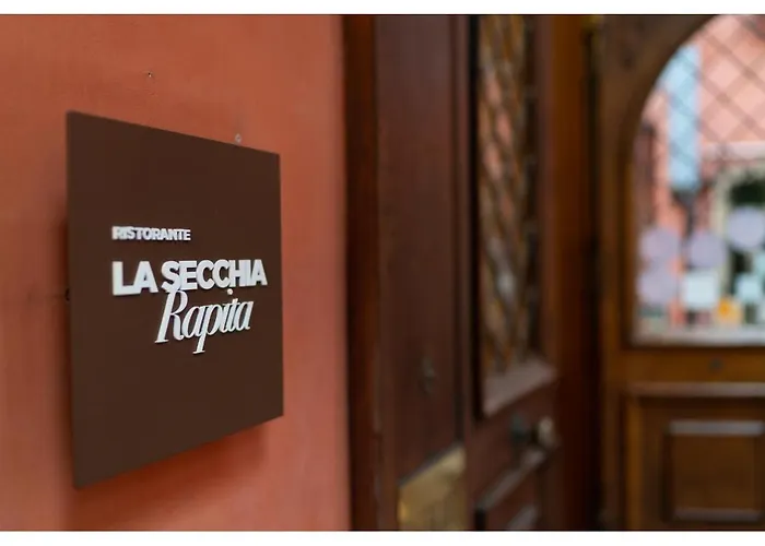 Phi Canalgrande מודנה