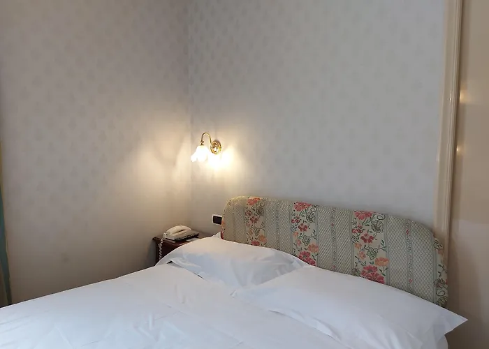 Phi Canalgrande מודנה