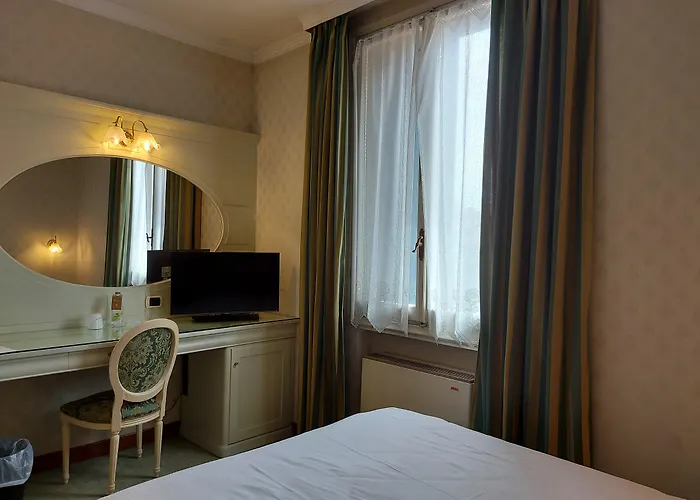 Phi Canalgrande Otel 4*