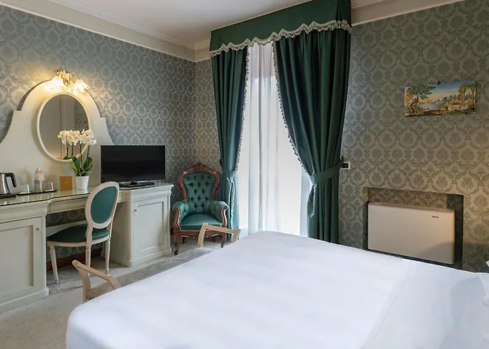 Phi Canalgrande מלון מודנה