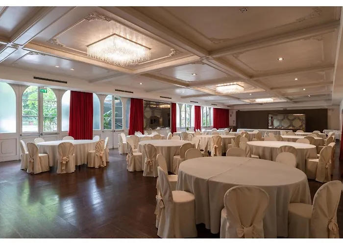 Phi Canalgrande 4* מודנה